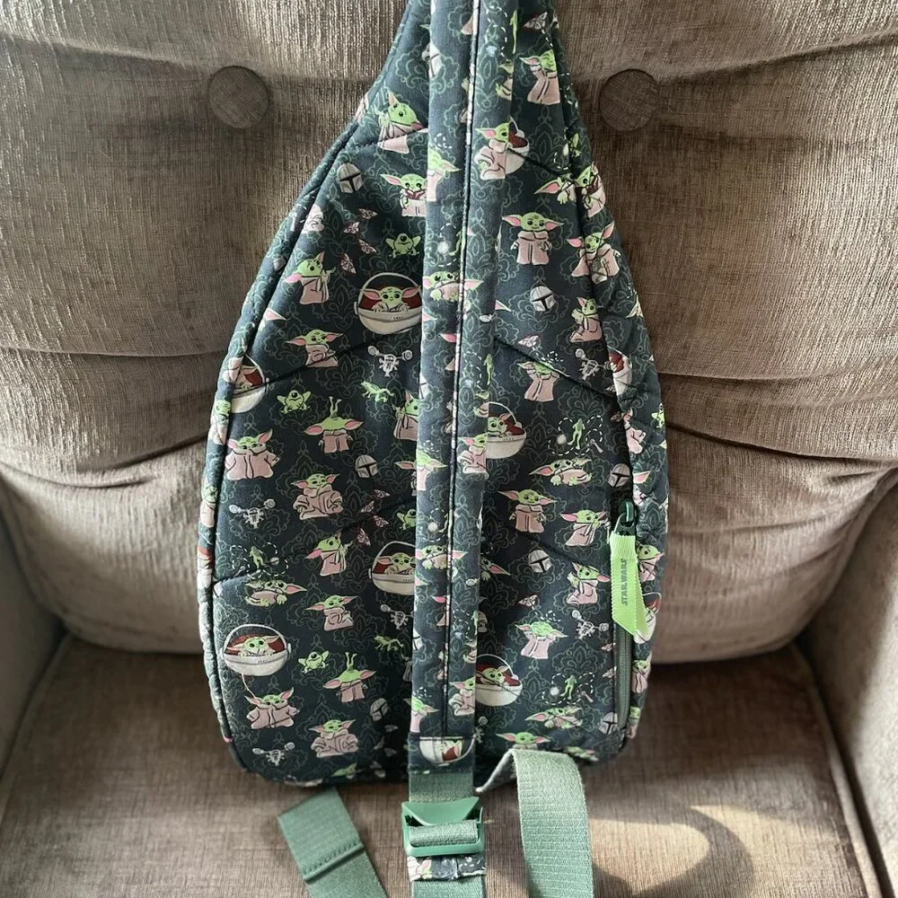 Vera Bradley Star War's Grogu Medallion Sling Backpack NWT - Picture 3 of 4
